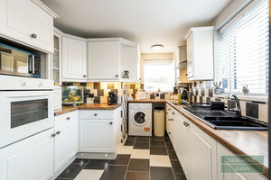 Photo 13- click for photo gallery